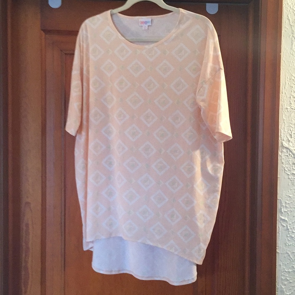 Pattern shirt